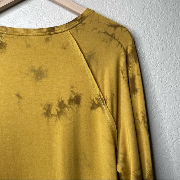 JoyLab Women's Soft Lightweight Sweatshirt Tie Dye Pattern Mustard Yellow - Picture 11 of 12